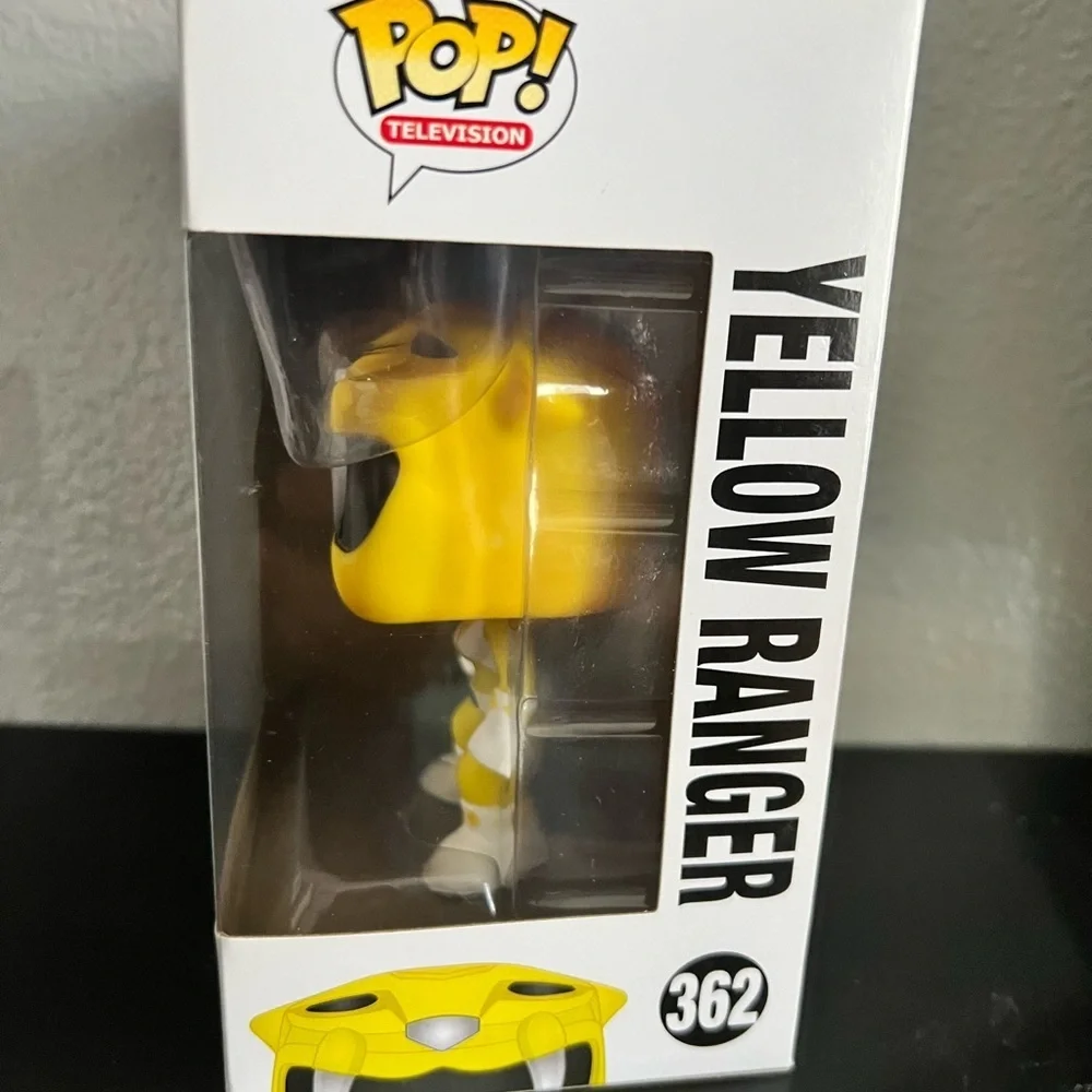 Funko Pop! Yellow Ranger Vinyl Figure - Picture 5 of 7